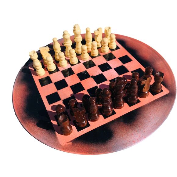 Vinyl Chess Set - Ultra Red Pink - Picture 1 of 9